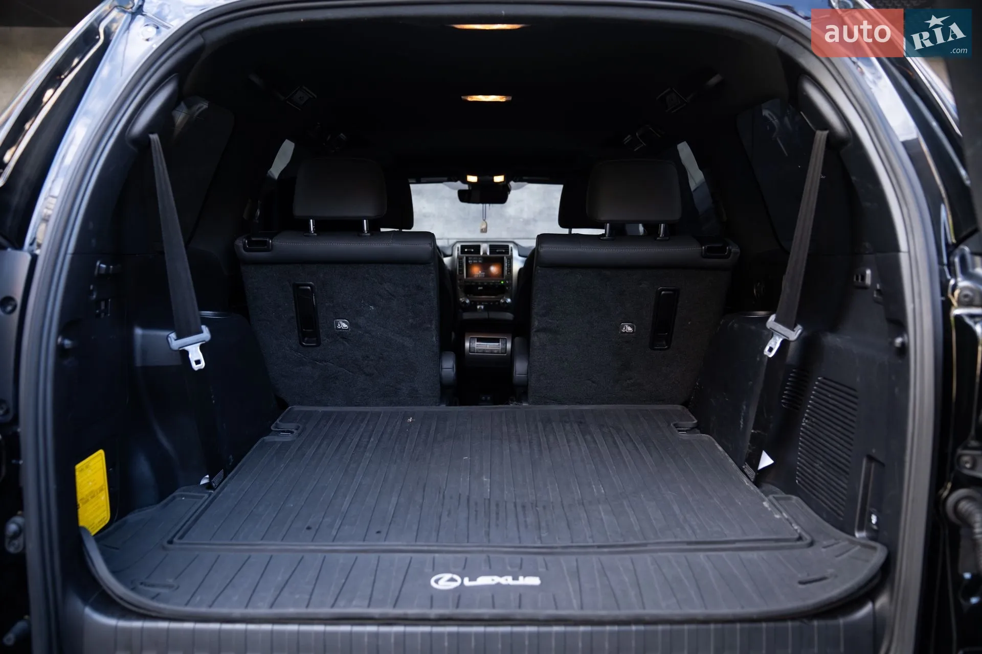 2020 Lexus GX - мініатюра 13