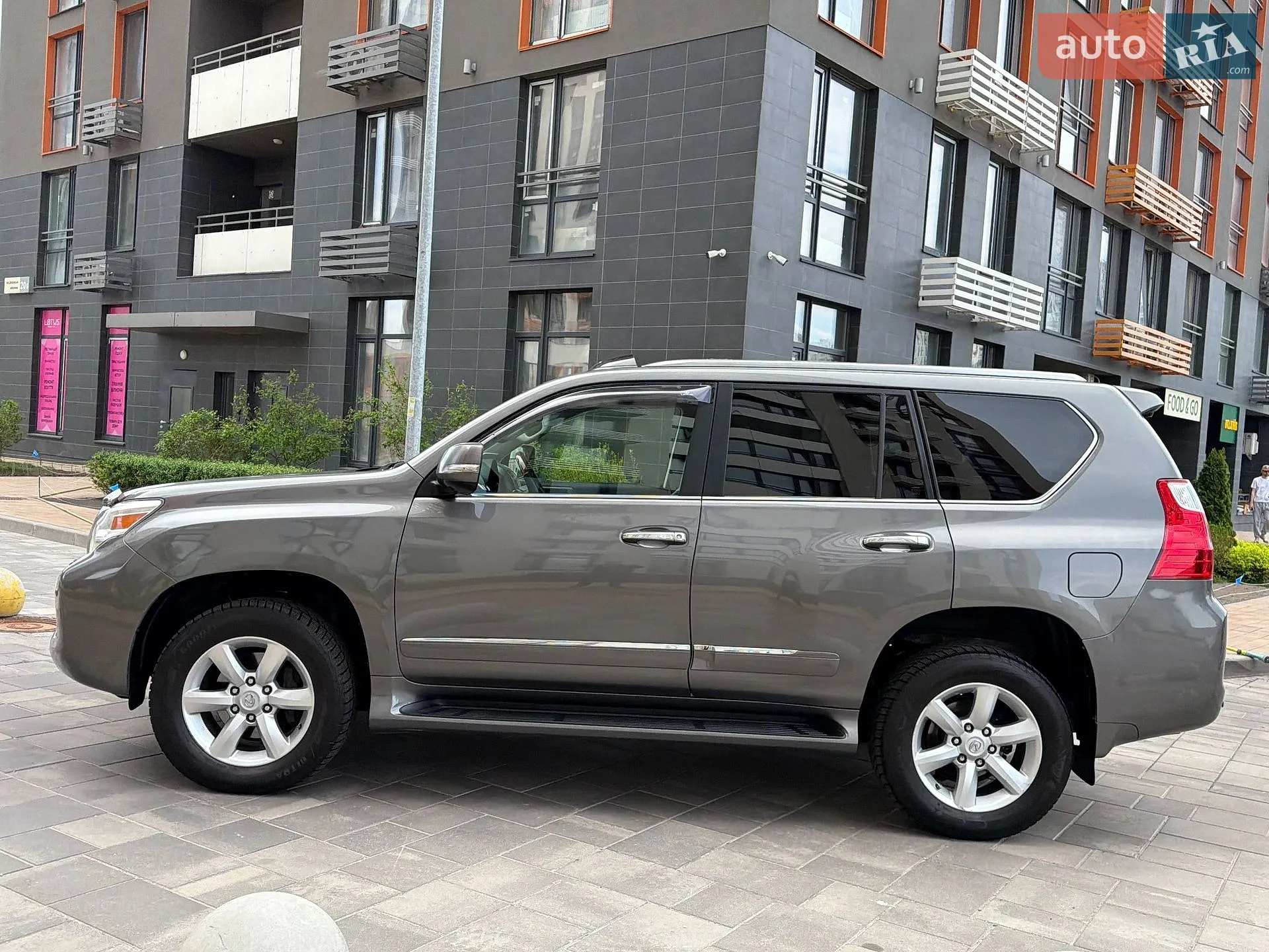 2010 Lexus GX - мініатюра 12