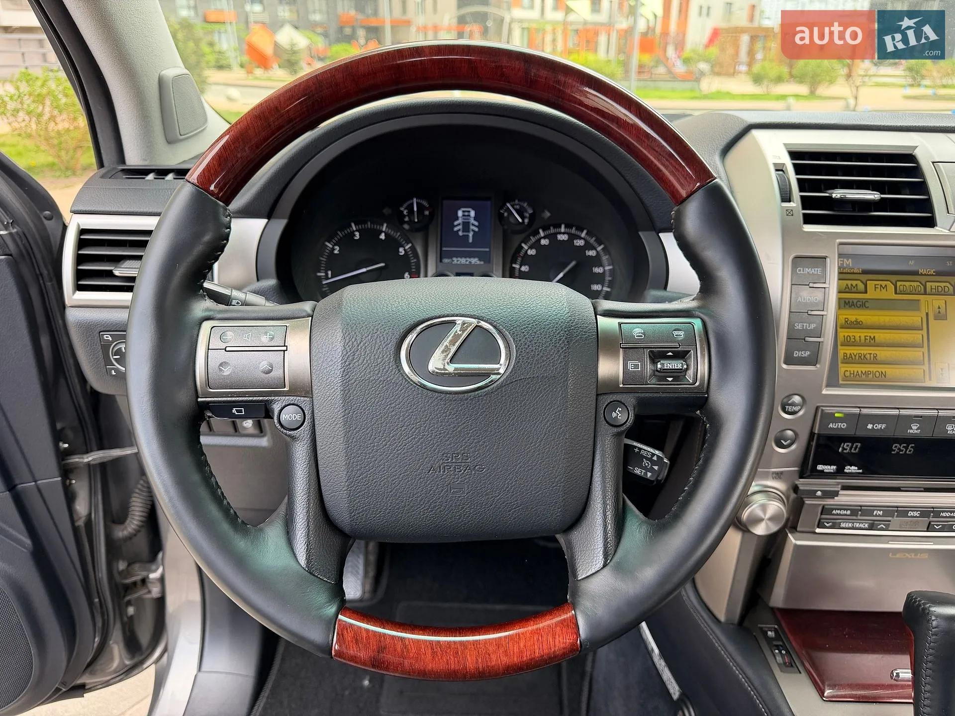 2010 Lexus GX - мініатюра 28