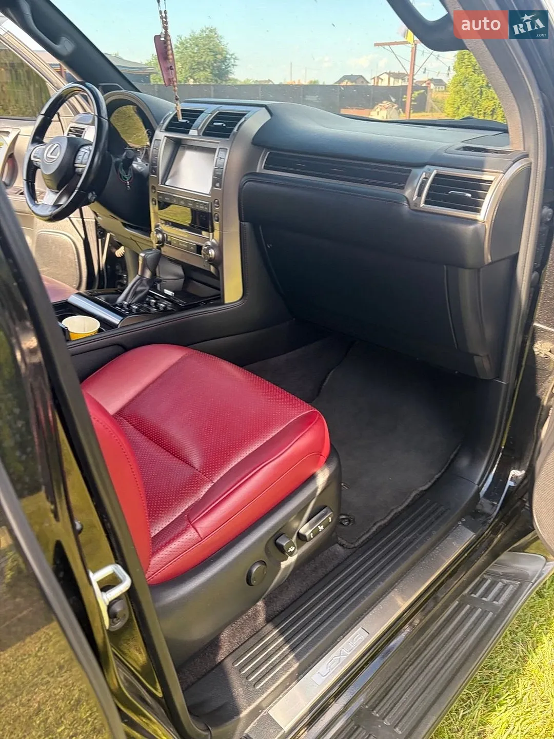 Lexus GX 2020 VIN JTJJM7FX305260320 фото оголошення 22 з 44