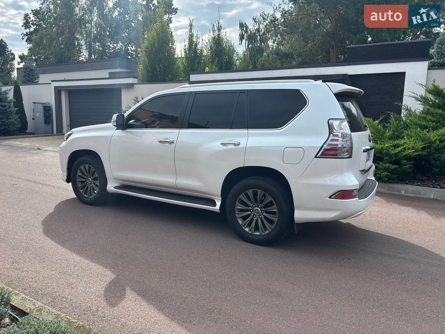 2019 Lexus GX - мініатюра 2