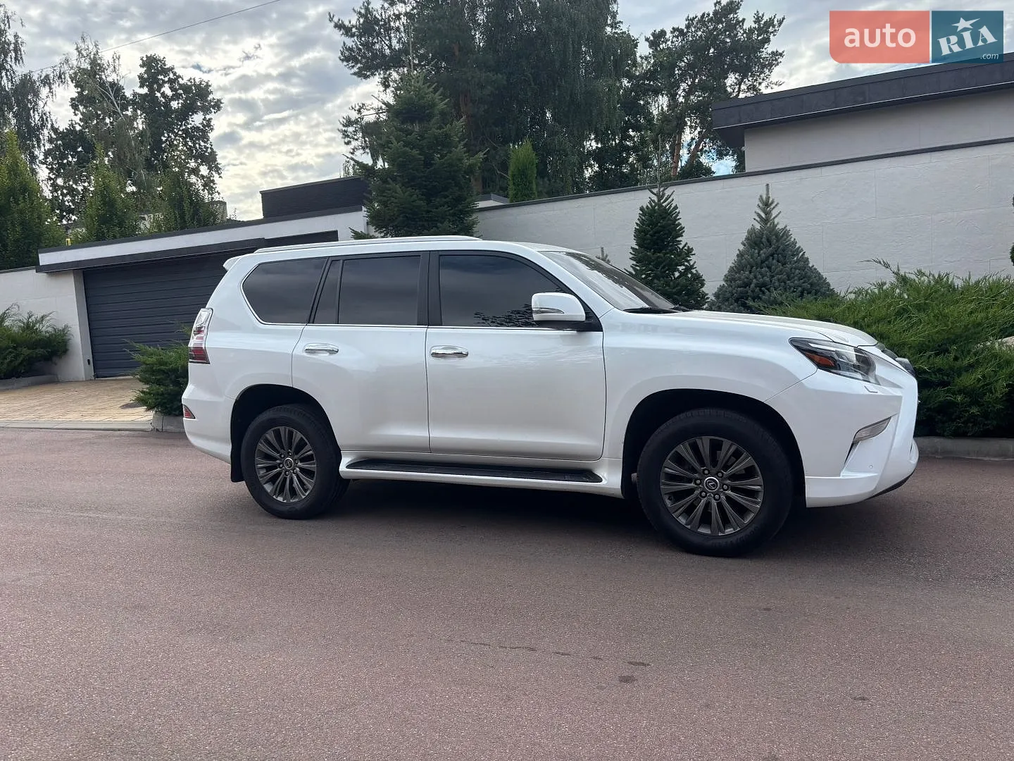 2019 Lexus GX - мініатюра 14