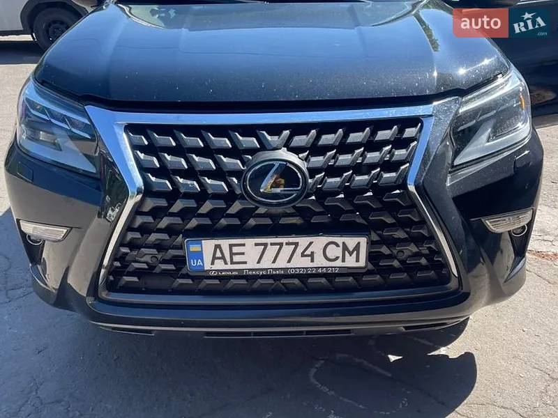 Lexus GX 2023