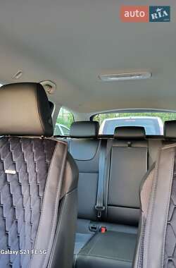 Седан Lexus HS 2014 в Виннице