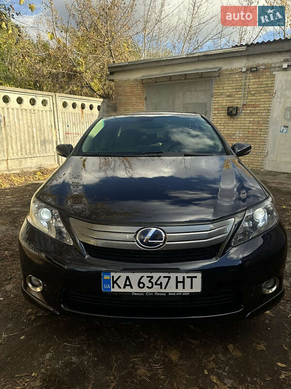 Седан Lexus HS 2010 в Києві