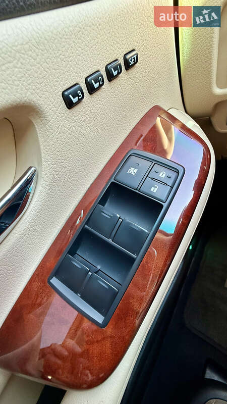 Седан Lexus HS 2010 в Києві