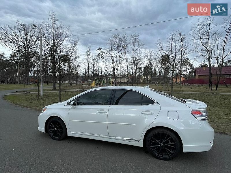 Седан Lexus HS 2009 в Киеве