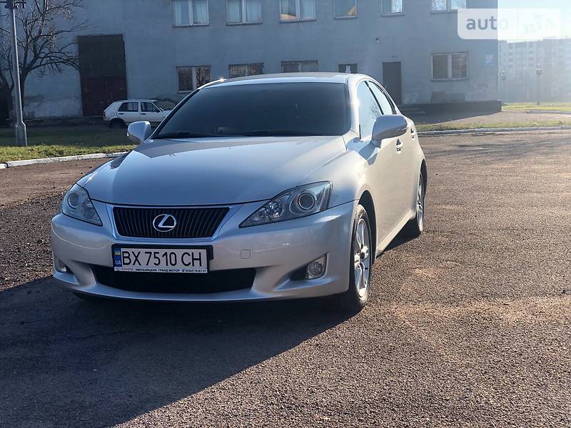 Седан Lexus IS 2009 в Ровно