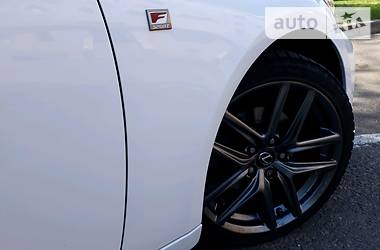 Седан Lexus IS 2015 в 