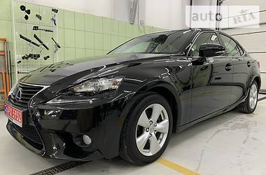 Седан Lexus IS 2014 в 