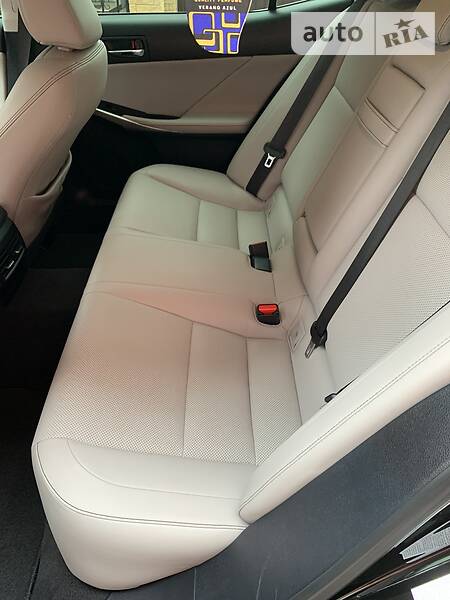 Седан Lexus IS 2015 в Одесі фото 39 Седан Lexus IS 2015 в Одесі