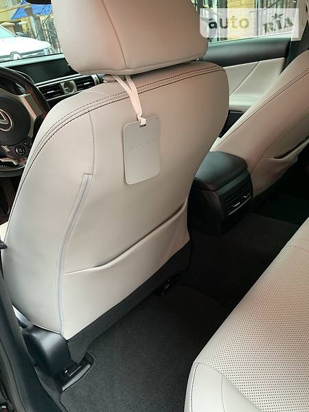 Седан Lexus IS 2015 в Одесі фото 41 Седан Lexus IS 2015 в Одесі