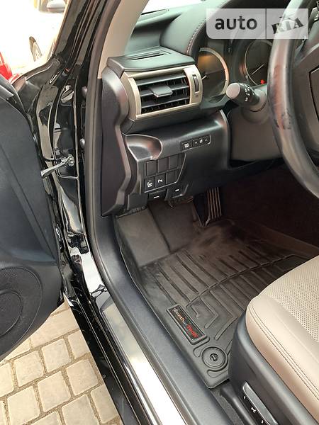 Седан Lexus IS 2015 в Одесі фото 45 Седан Lexus IS 2015 в Одесі