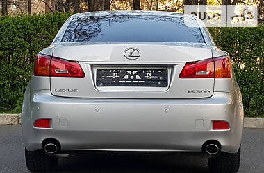 Седан Lexus IS 2008 в 