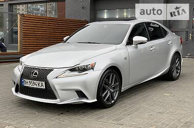Седан Lexus IS 2014 в 