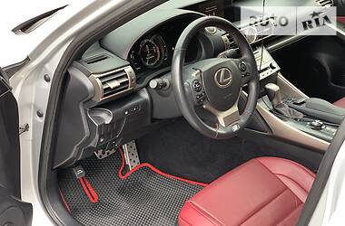 Седан Lexus IS 2014 в 