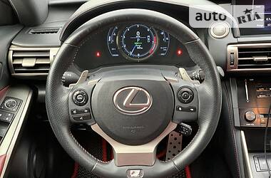 Седан Lexus IS 2014 в 