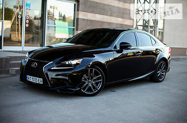 Седан Lexus IS 2014 в Тернополі