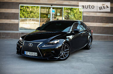 Седан Lexus IS 2014 в Тернополе