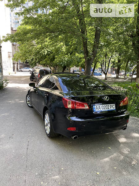 Седан Lexus IS 2010 в Києві