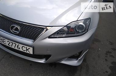Седан Lexus IS 2012 в 