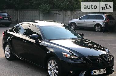 Lexus IS 2015