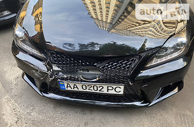 Седан Lexus IS 2010 в 