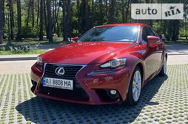 Lexus IS 2015