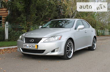 Седан Lexus IS 2006 в Гайвороне