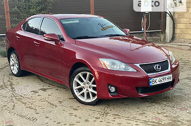 Седан Lexus IS 2011 в 