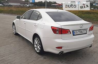 Седан Lexus IS 2011 в Боярці