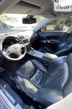 Седан Lexus IS 2007 в Полтаве