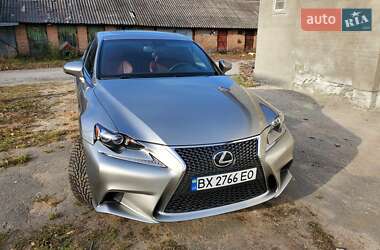 Седан Lexus IS 2015 в Шепетівці