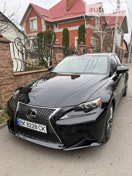 Седан Lexus IS 2014 в Рівному