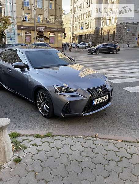 Седан Lexus IS 2017 в Харькове