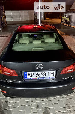 Седан Lexus IS 2007 в Запоріжжі