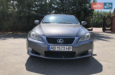 Седан Lexus IS 2014 в Гнивани