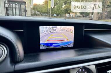 Седан Lexus IS 2016 в 