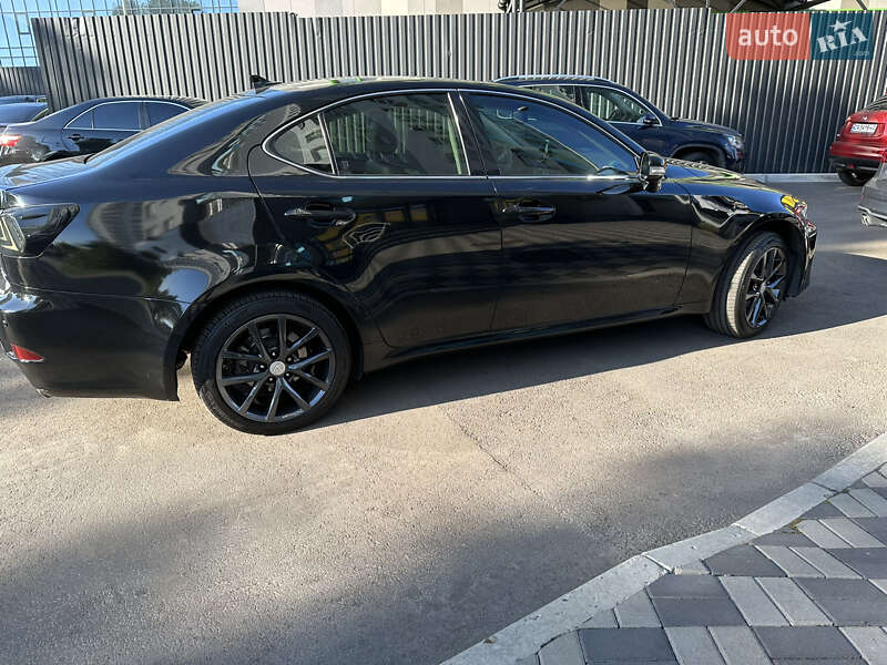 Седан Lexus IS 2012 в Киеве