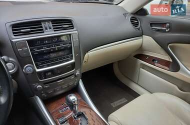 Седан Lexus IS 2013 в Хмельницком