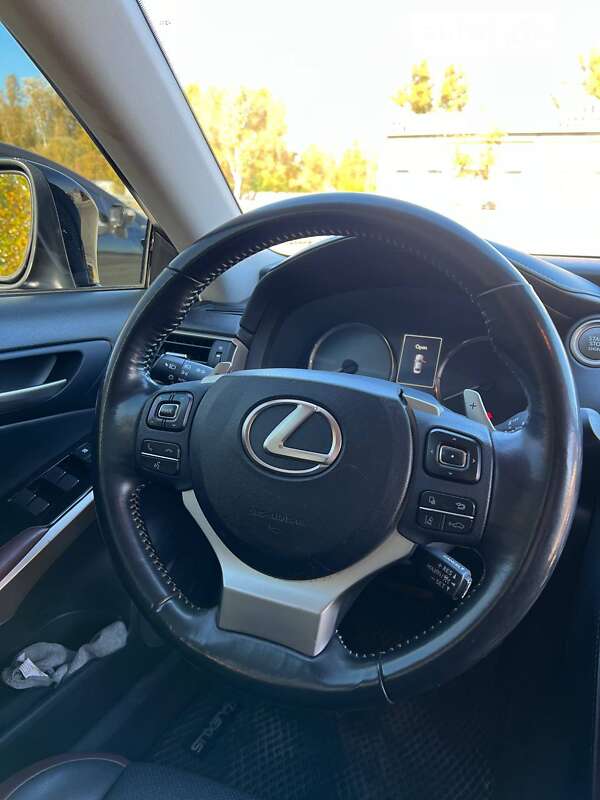 Седан Lexus IS 2017 в Дніпрі фото 15 Седан Lexus IS 2017 в Дніпрі