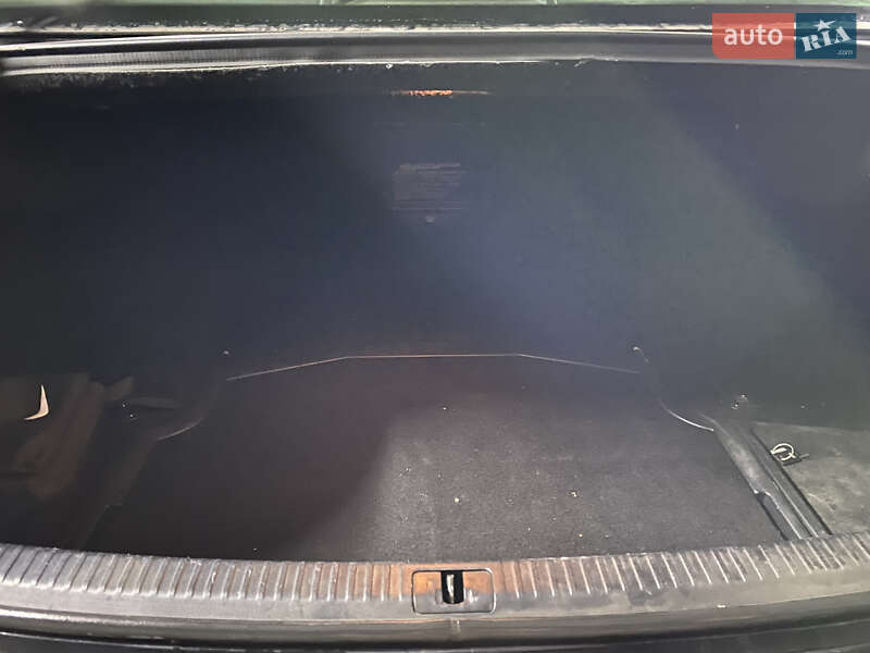 Седан Lexus IS 2008 в Луцьку