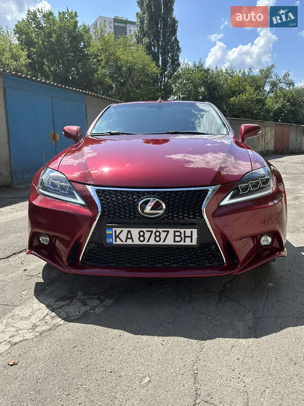 Кабриолет Lexus IS 2012 в Киеве