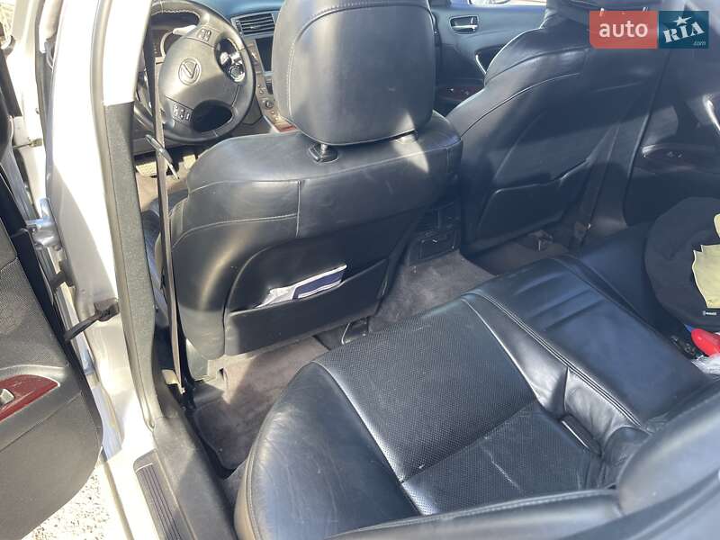 Lexus IS 2006