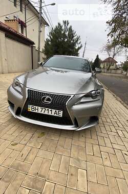 Lexus IS 2015