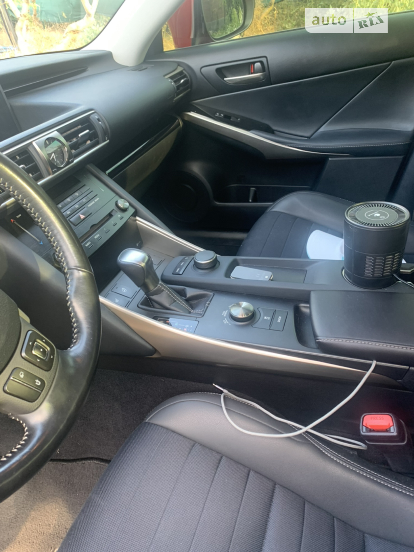 2017 Lexus IS - мініатюра 7