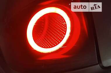 Седан Lexus IS 2000 в 