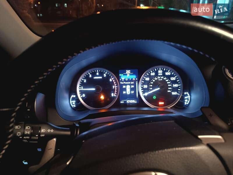 Седан Lexus IS 2016 в Запорожье