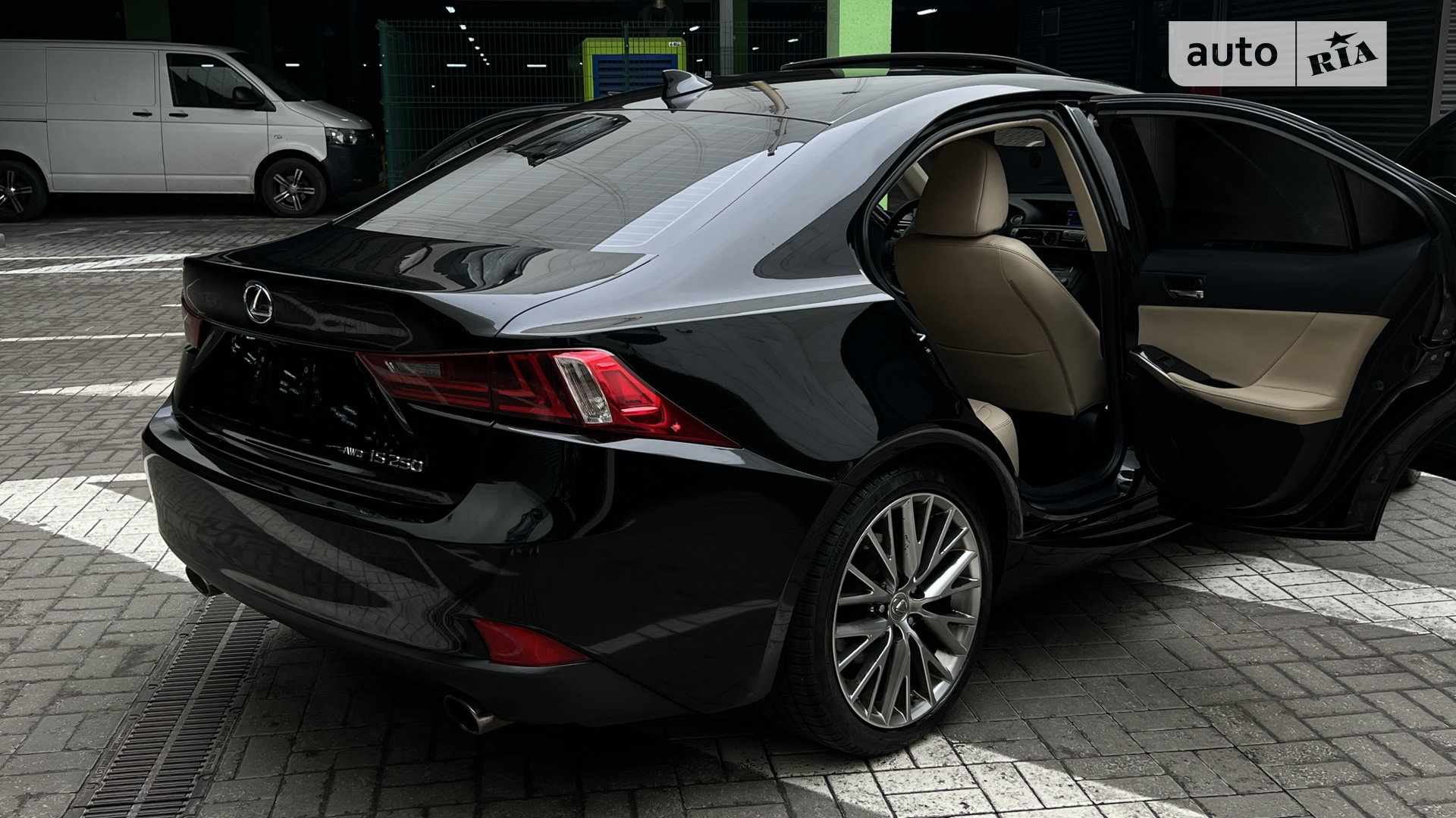2013 Lexus IS - мініатюра 21