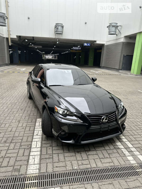 Седан Lexus IS 2013 в Києві фото 45 Седан Lexus IS 2013 в Києві